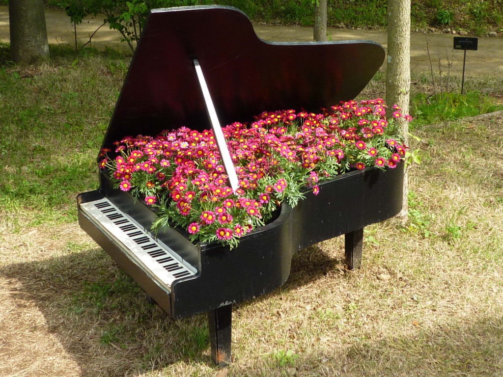 花のピアノ